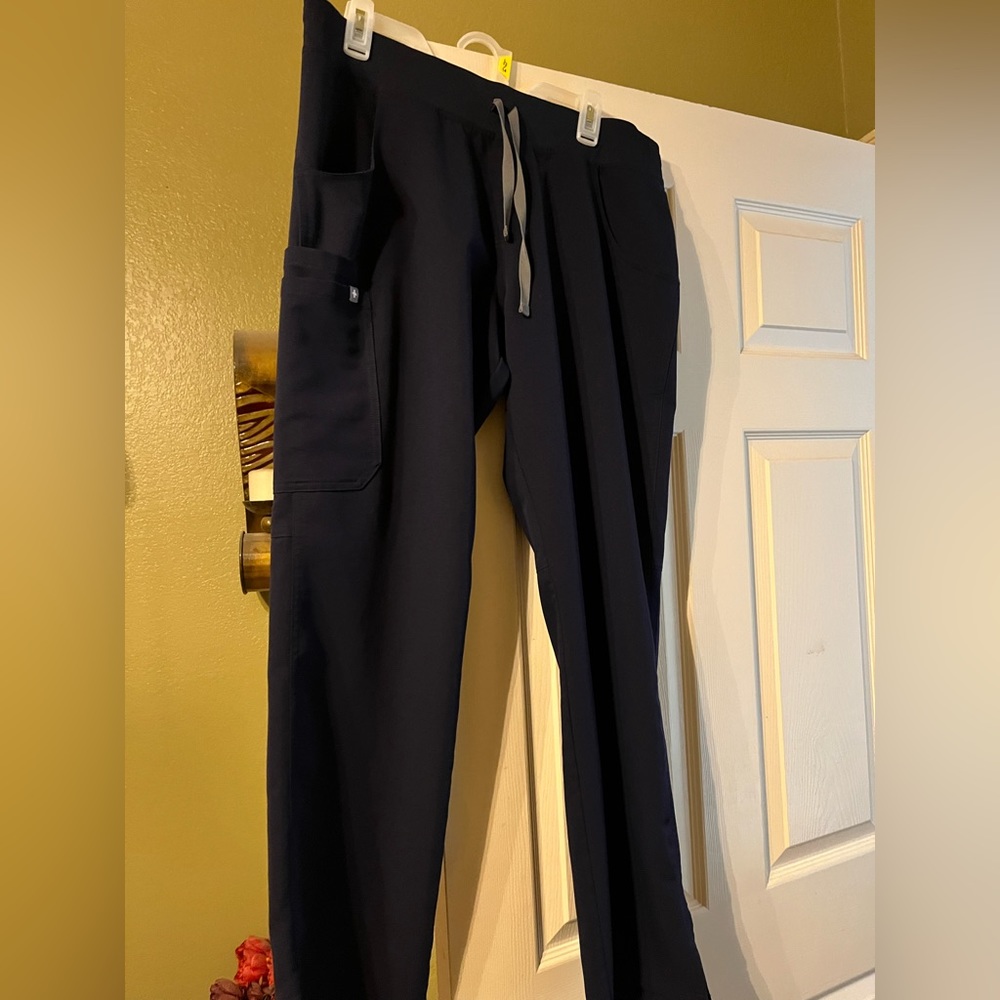Figs scrub pants